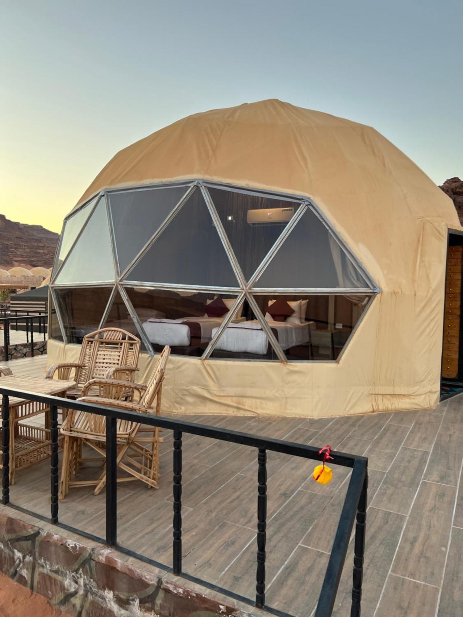 Revan Rum Luxury Camp وادي رم المظهر الخارجي الصورة