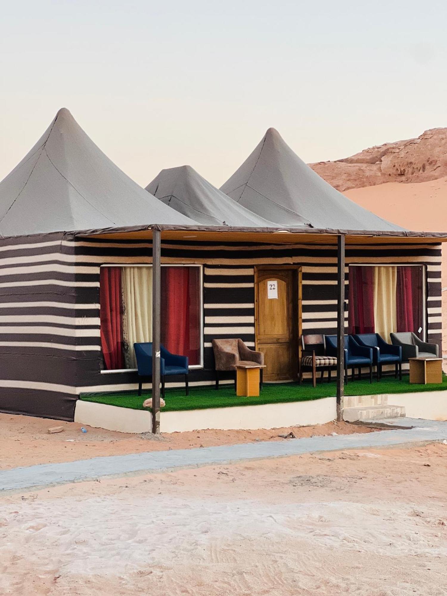 Revan Rum Luxury Camp وادي رم المظهر الخارجي الصورة