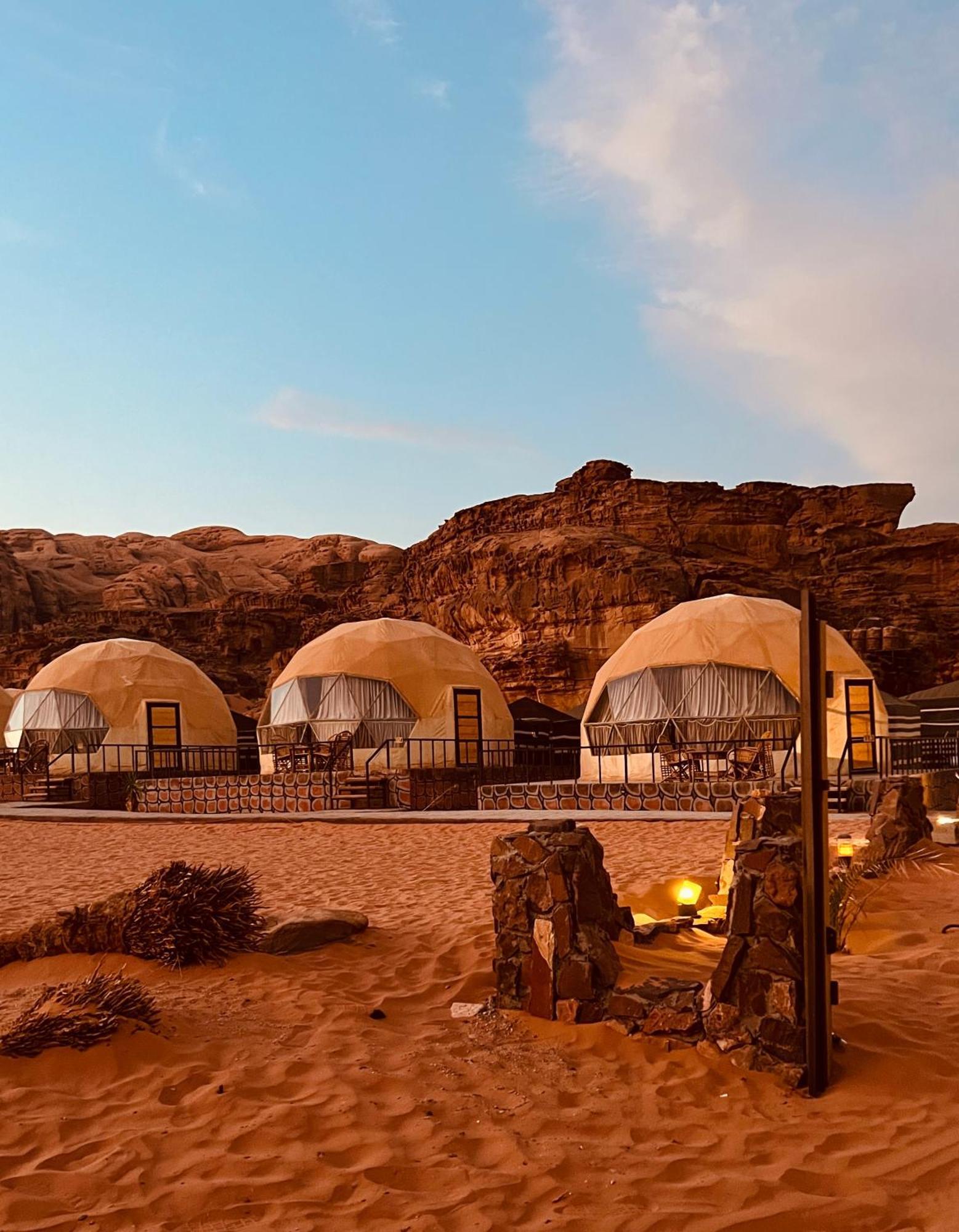 Revan Rum Luxury Camp وادي رم المظهر الخارجي الصورة