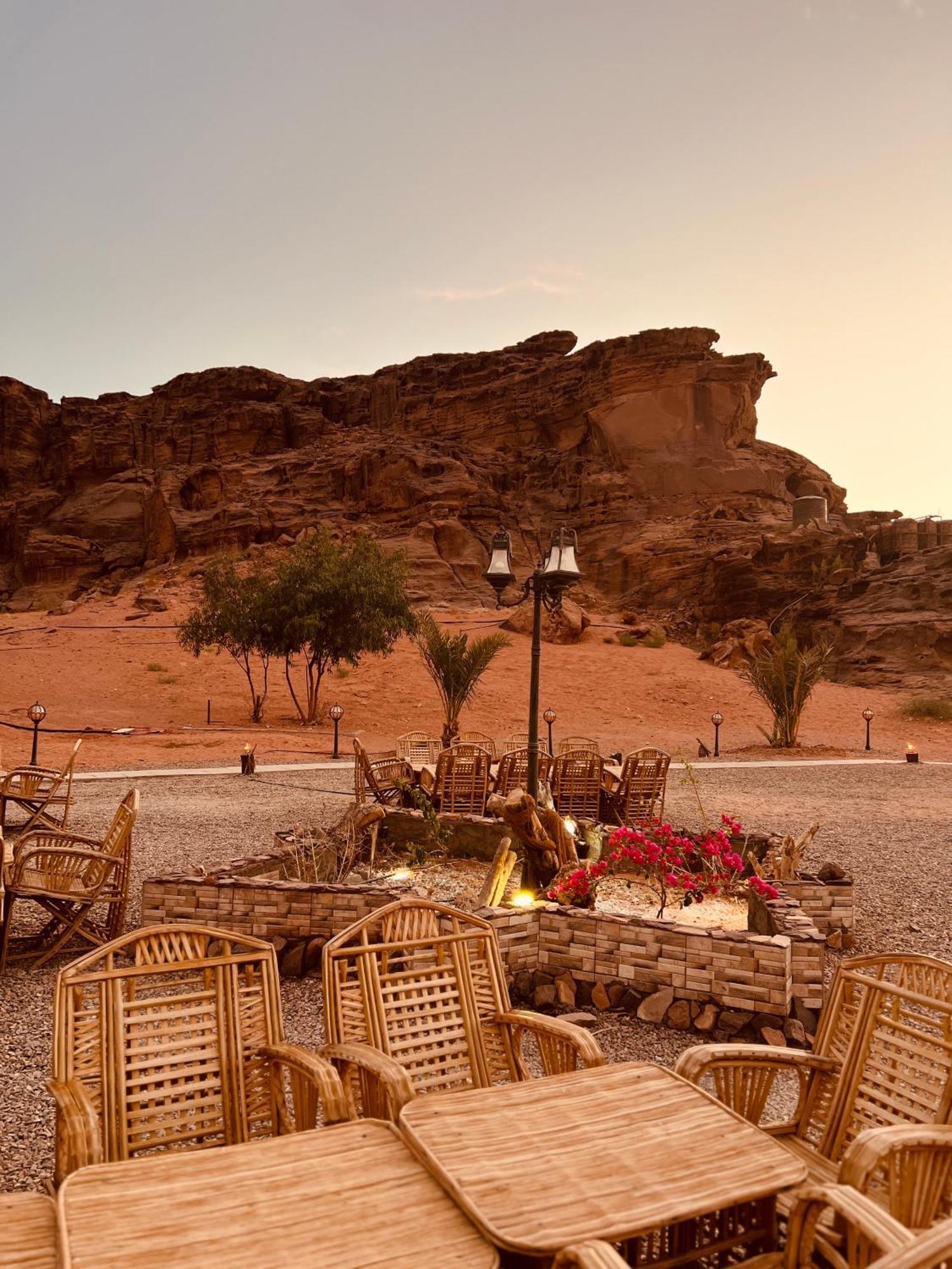Revan Rum Luxury Camp وادي رم المظهر الخارجي الصورة