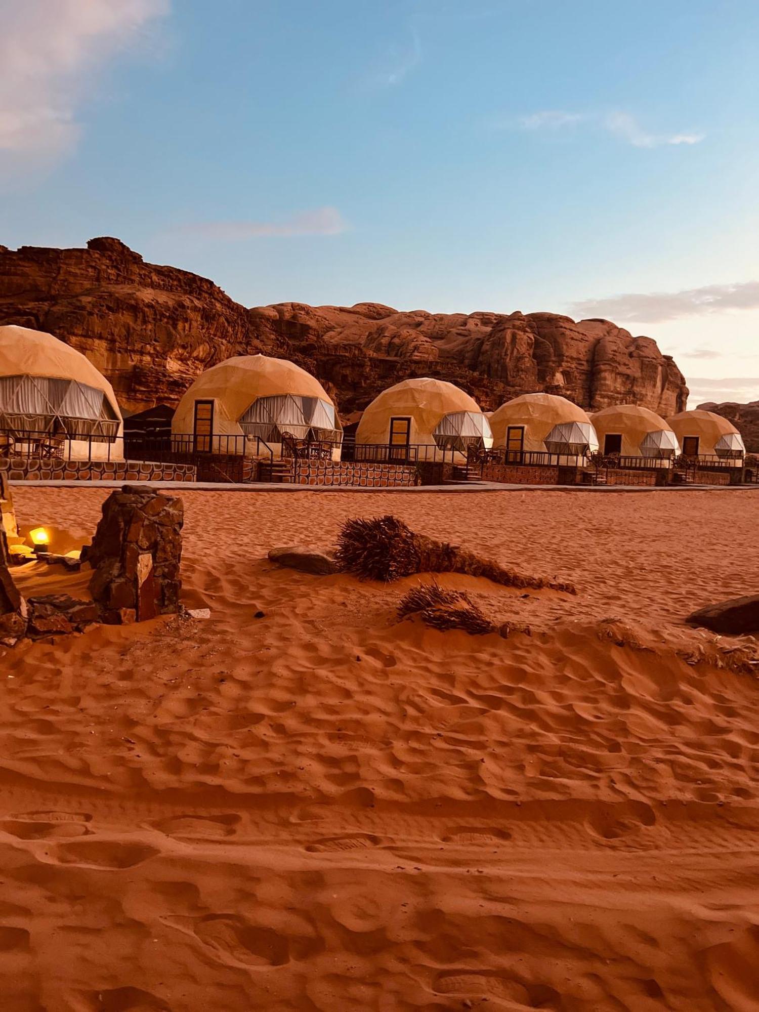 Revan Rum Luxury Camp وادي رم المظهر الخارجي الصورة