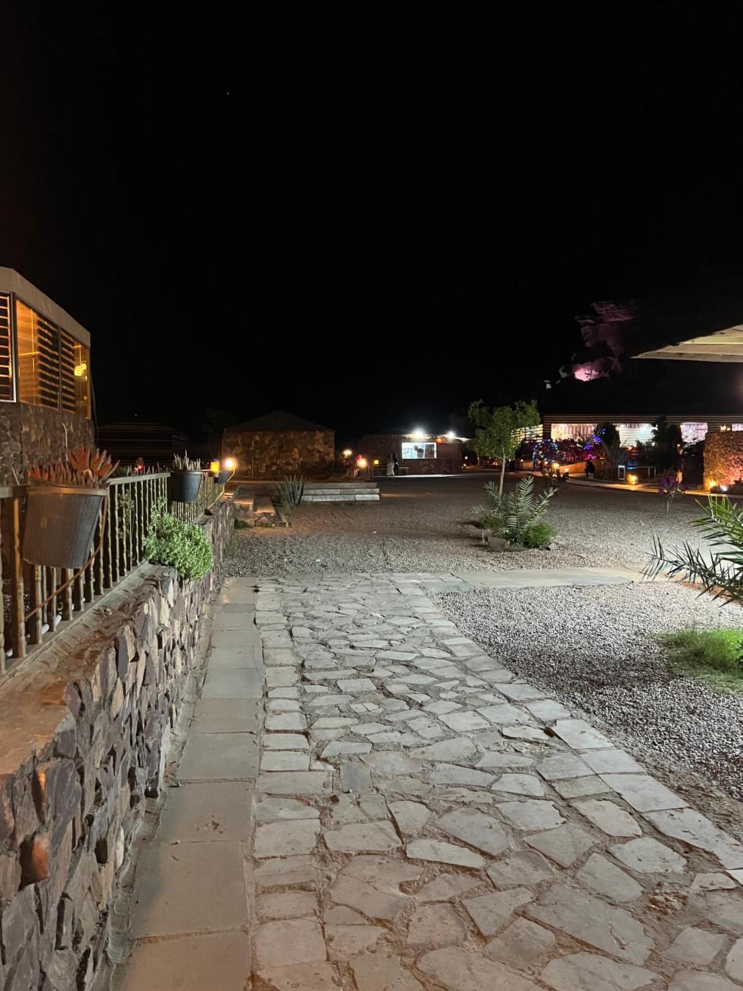 Revan Rum Luxury Camp وادي رم المظهر الخارجي الصورة