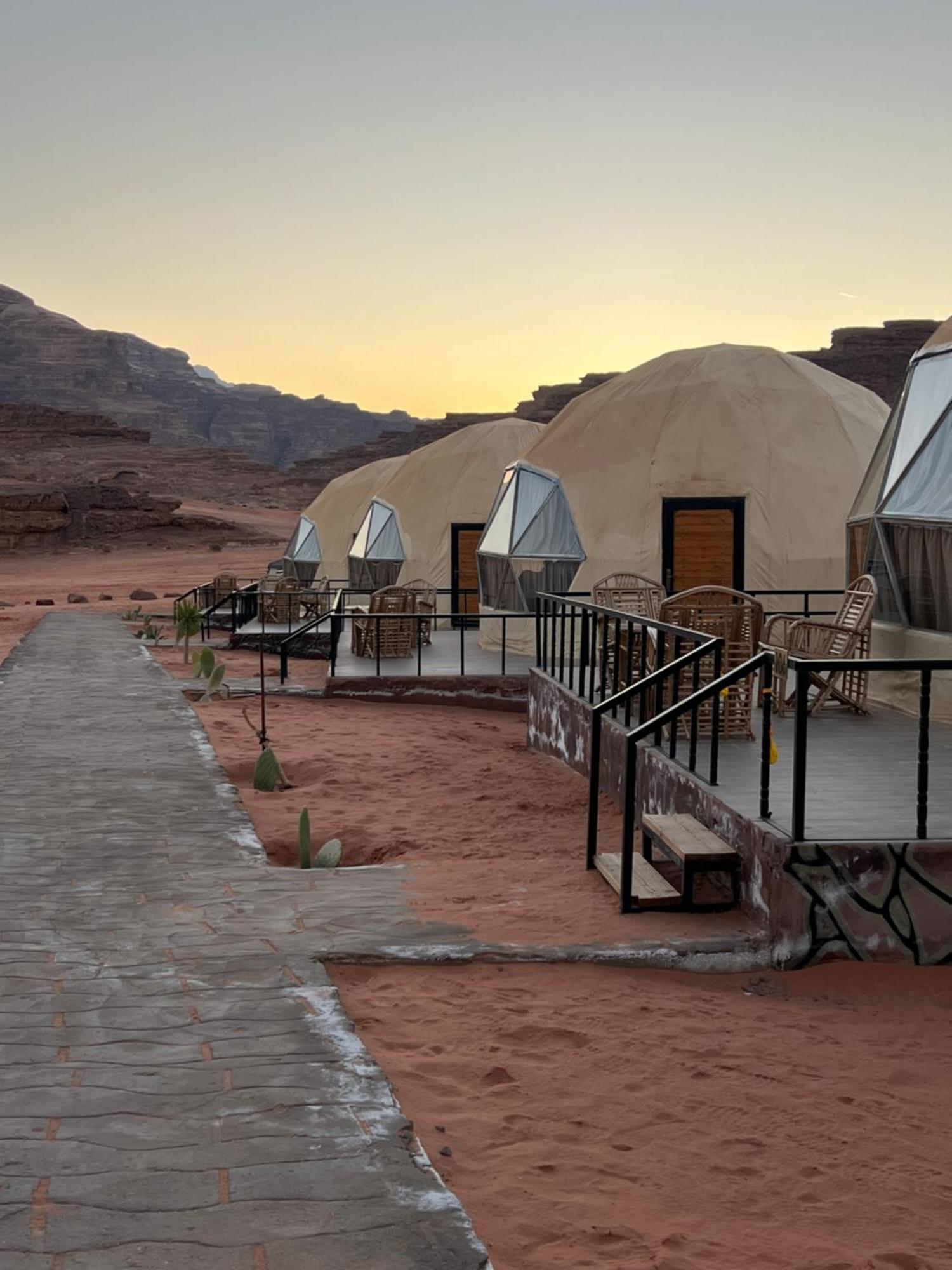 Revan Rum Luxury Camp وادي رم المظهر الخارجي الصورة